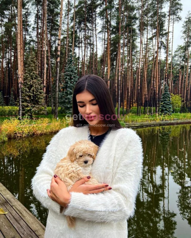 Марго — проститутка у метро Ольховая